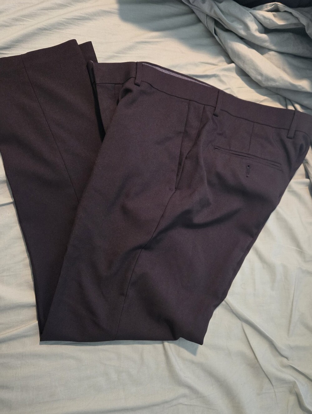 Haggar Premium Comfort Slim Fit Dress Pants - Black (33x30)